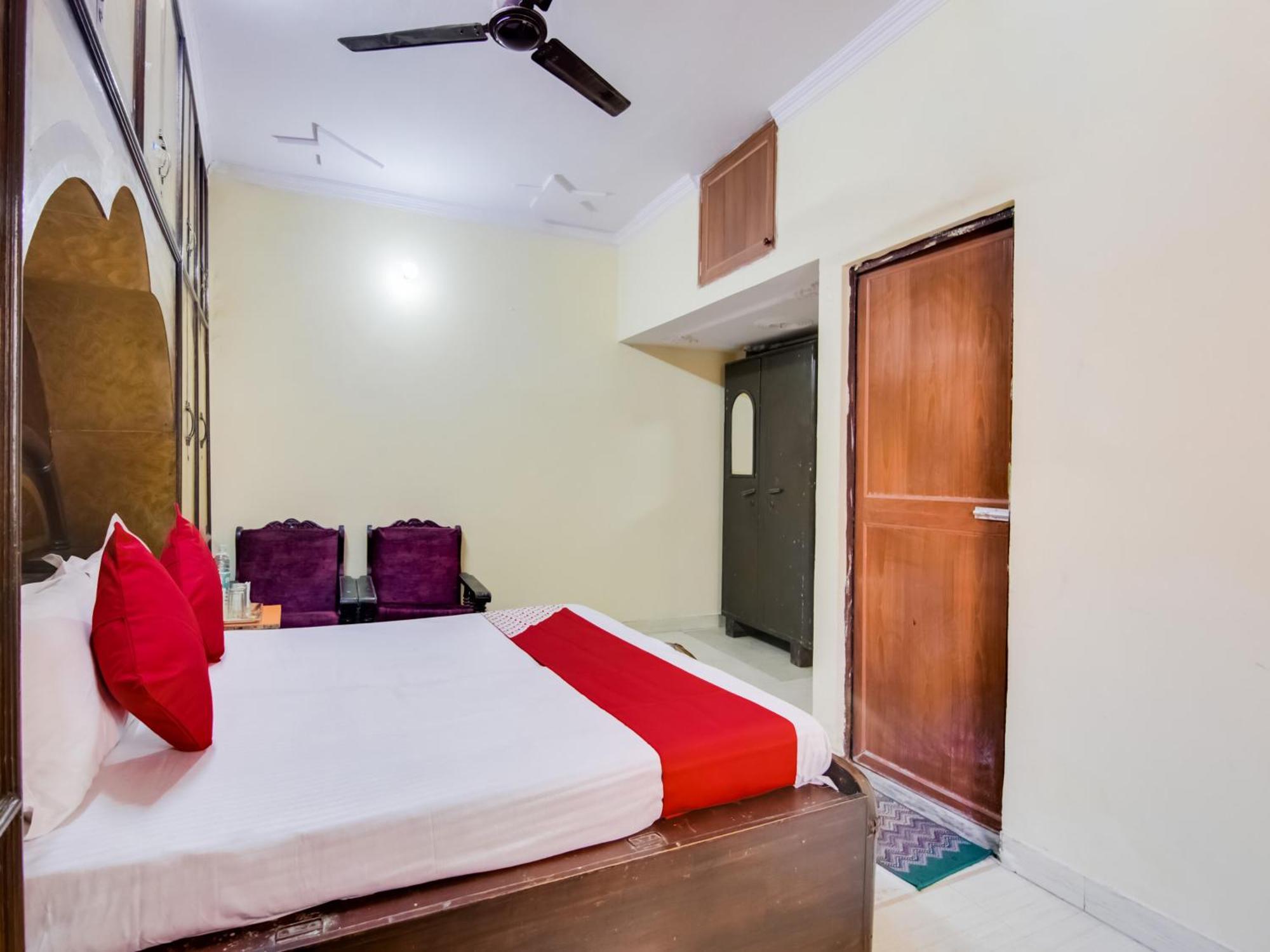 Hotel O Smart View New Delhi Buitenkant foto