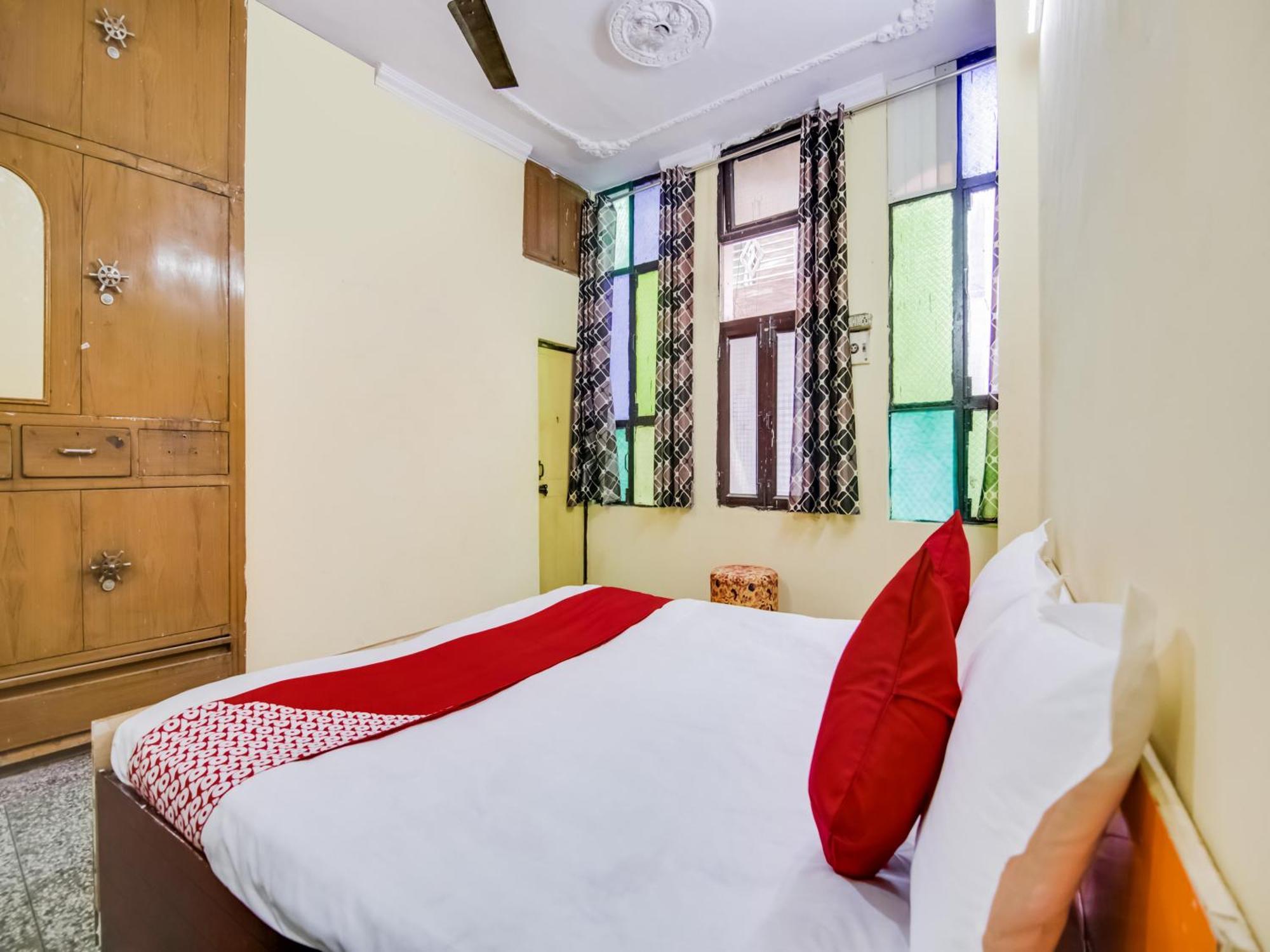 Hotel O Smart View New Delhi Buitenkant foto
