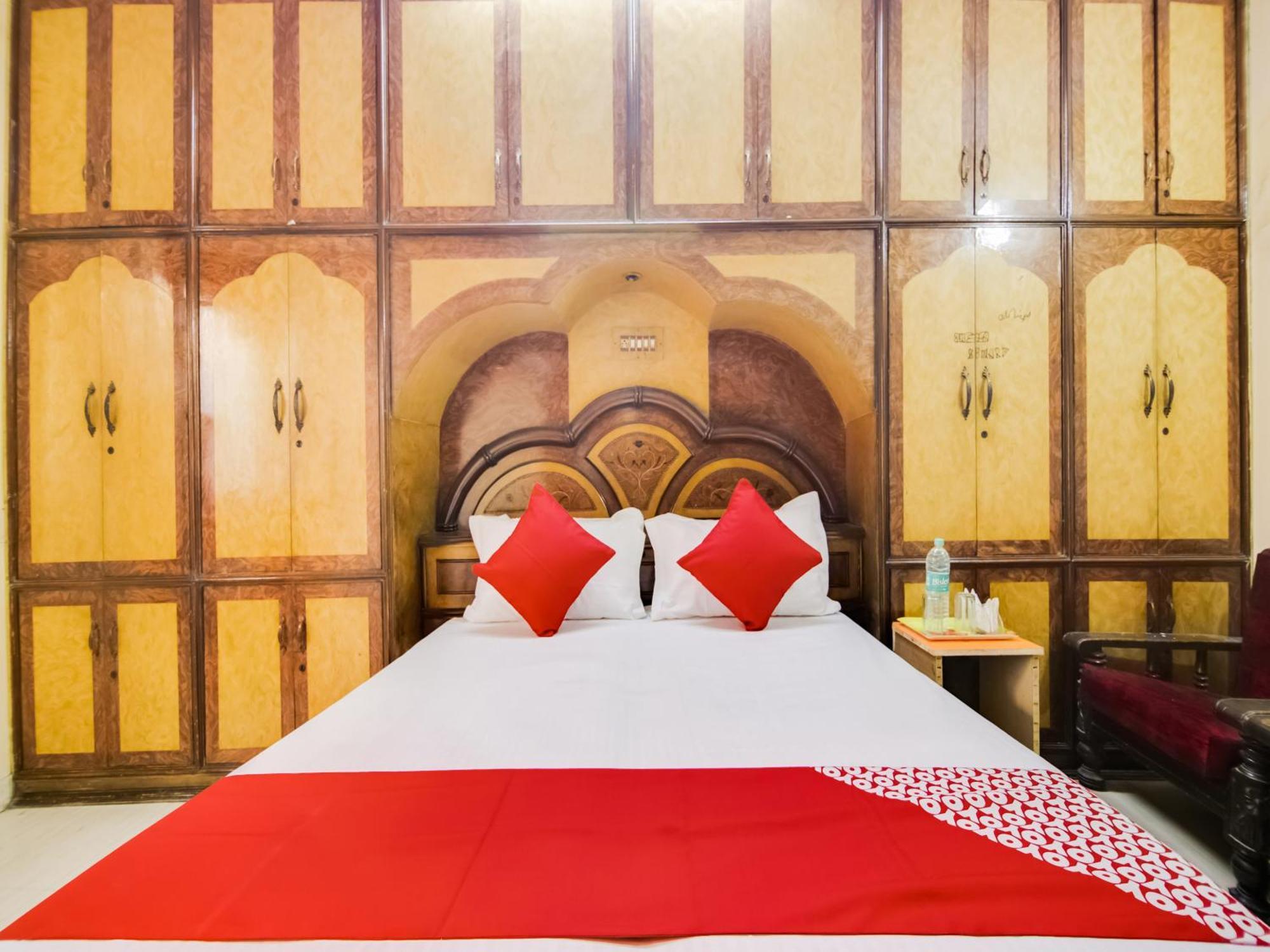 Hotel O Smart View New Delhi Buitenkant foto