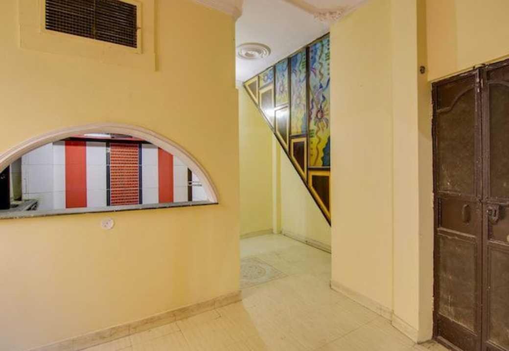 Hotel O Smart View New Delhi Buitenkant foto
