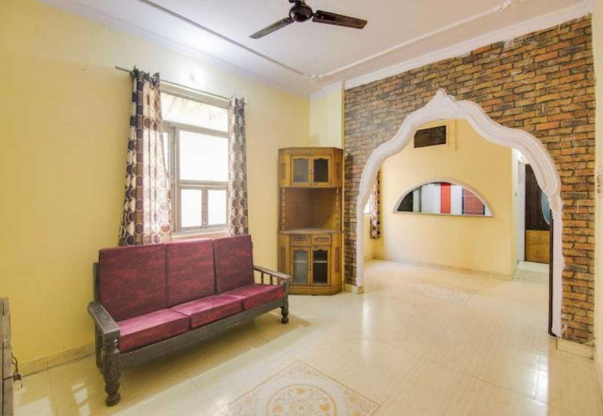 Hotel O Smart View New Delhi Buitenkant foto